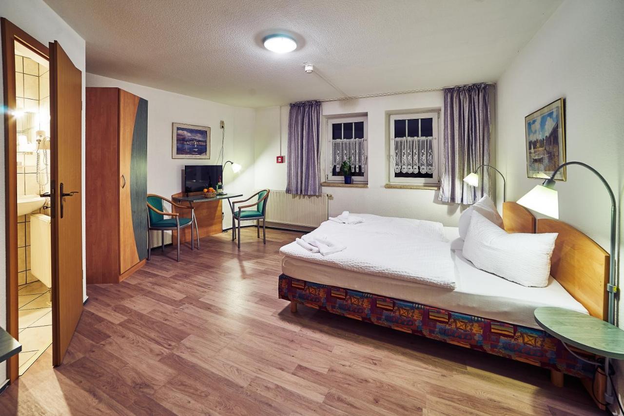 Gasthof Zum Baren Hotel Gernrode  Екстериор снимка