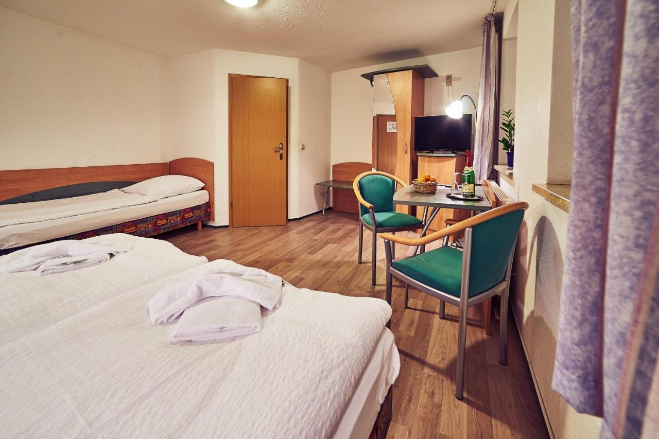 Gasthof Zum Baren Hotel Gernrode  Екстериор снимка